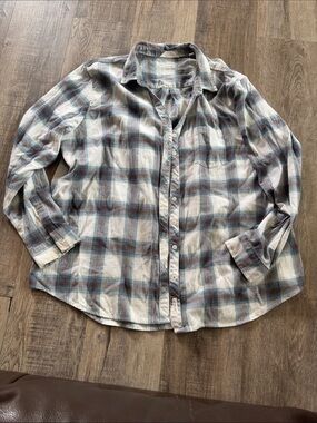 Weatherproof Women's Blue and Gray Plaid Button-Down Shirt
